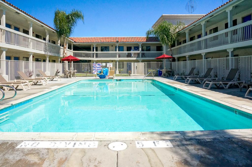 Motel 6-Carlsbad, Ca Beach Exterior photo