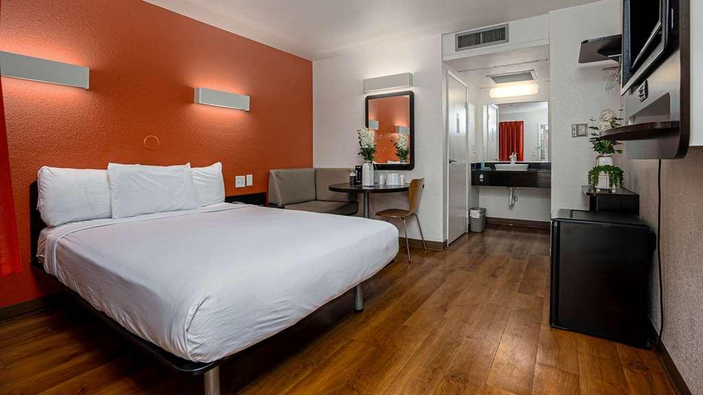 Motel 6-Carlsbad, Ca Beach Room photo
