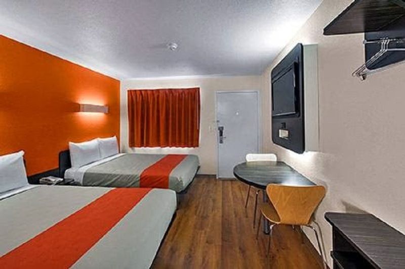 Motel 6-Carlsbad, Ca Beach Exterior photo